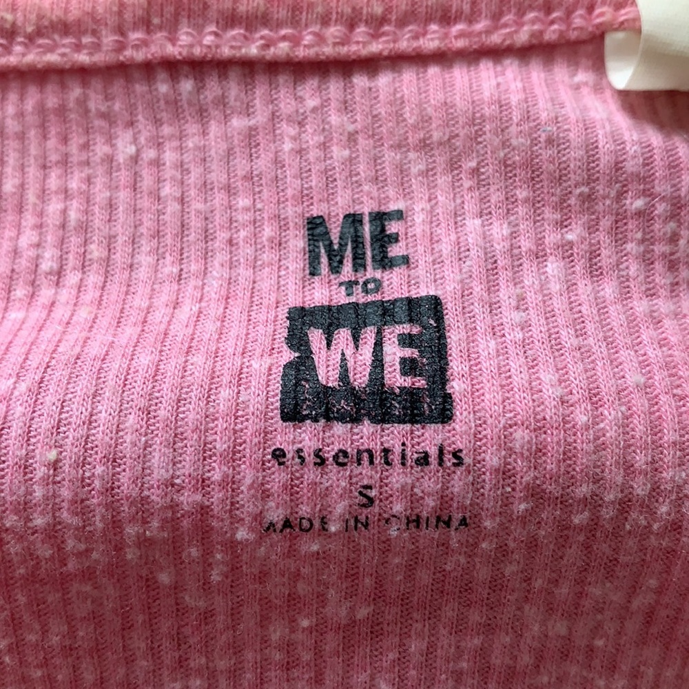 Pink button down top - Picture 2 of 2